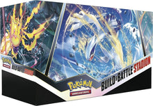 Pokémon TCG Schwert & Schild – Silberne Sturmwinde Build & Battle Stadion (Deutsch) mit Karten und Zubehör für spannende Duelle